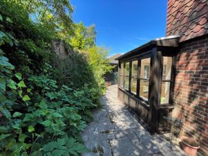 Photo 13- click for photo gallery